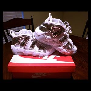 Nike Air chrome more uptempo